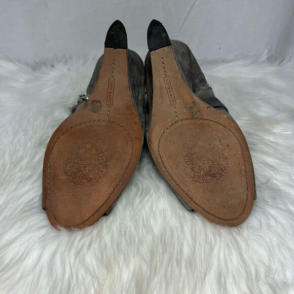 Vince Camuto Pamari Taupe Suede Wedge Peep Toe Booties Sz 11 - Picture 6 of 7
